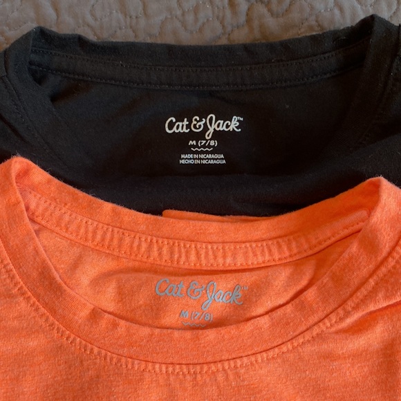 👚Two Girls Tees👚 - Picture 2 of 2